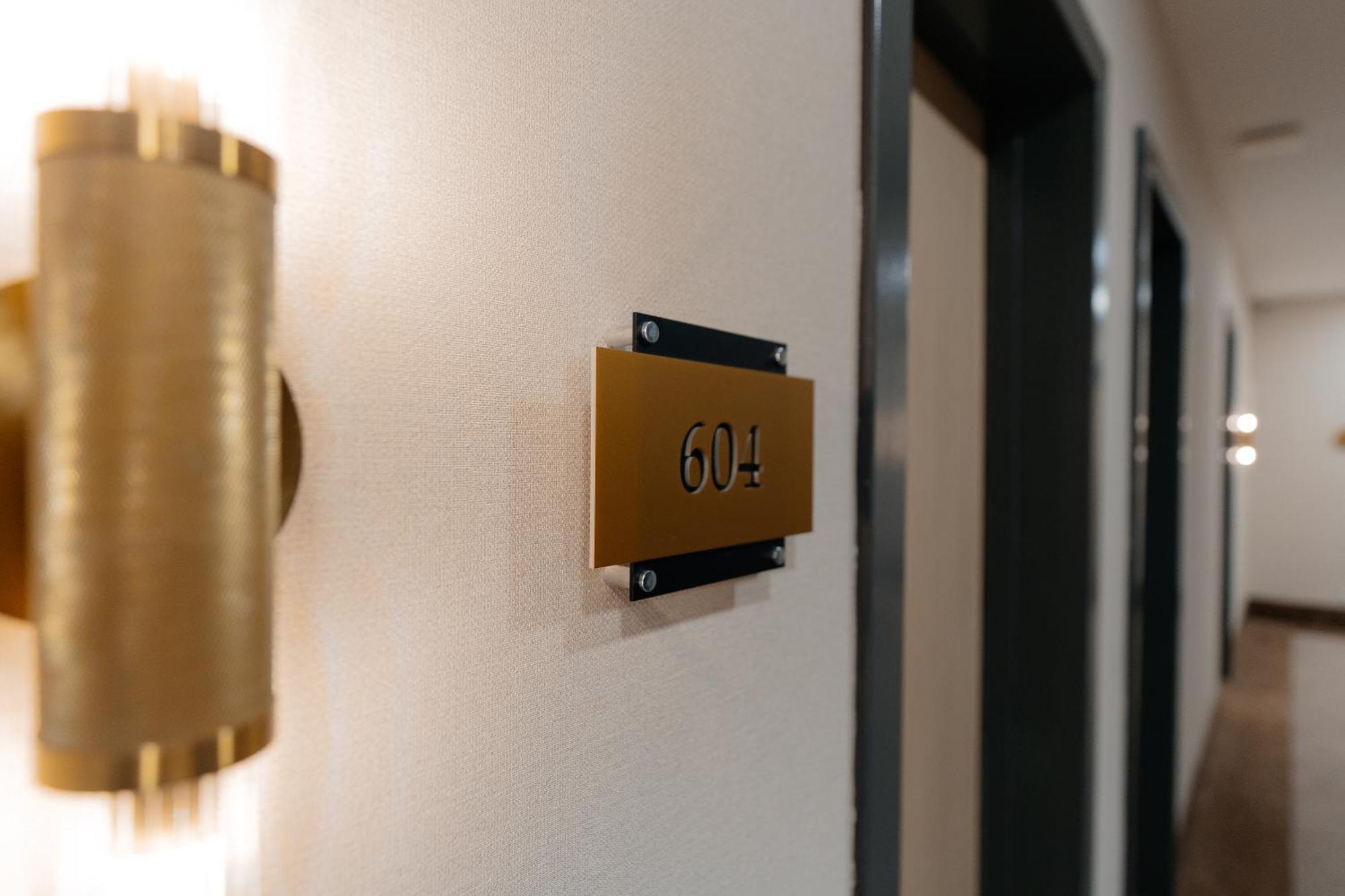 Alau Hotel アスターナ エクステリア 写真