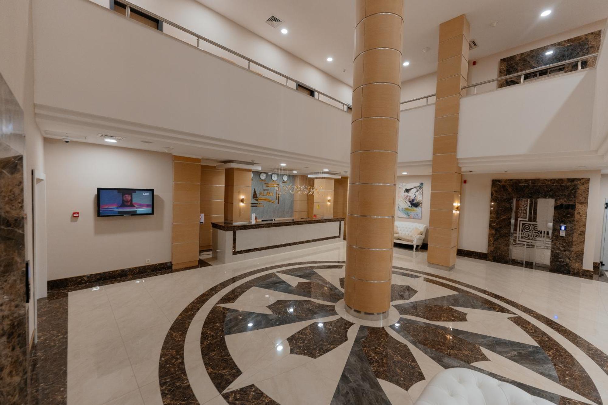 Alau Hotel アスターナ エクステリア 写真